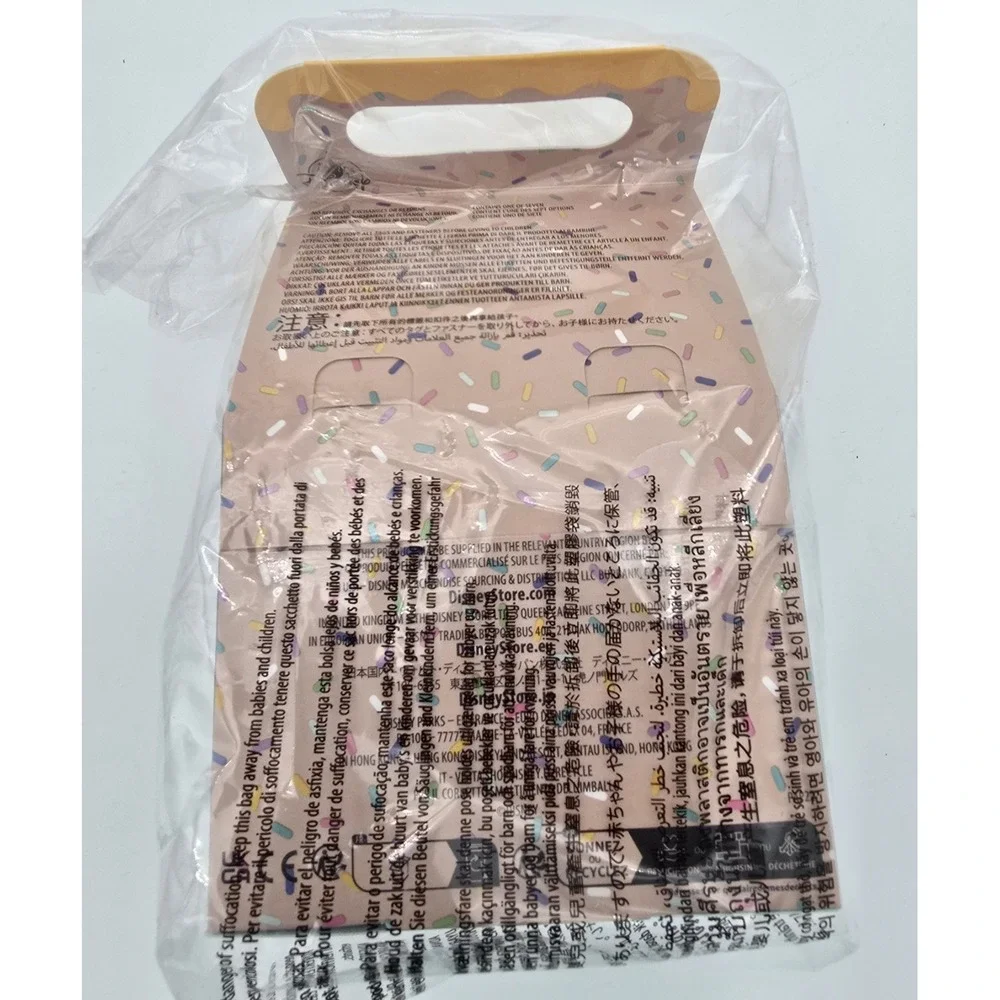 Disney Munchlings Mystery Scented Plush Baked Treats New With Tag - Picture 3 of 3